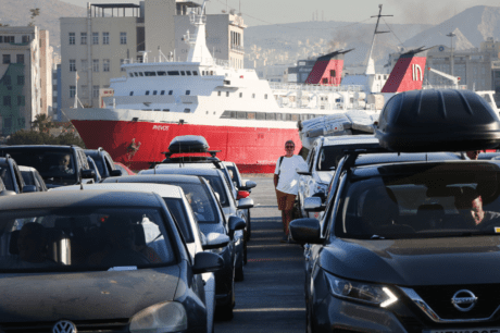 λιμάνι πλοιο αυτοκινητα