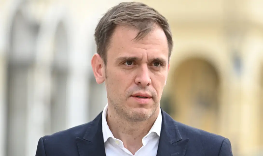 Δημήτρης Μάντζος