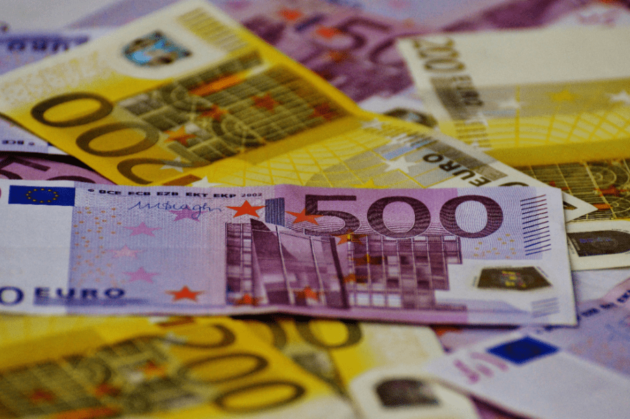 Χρήματα - Λεφτά