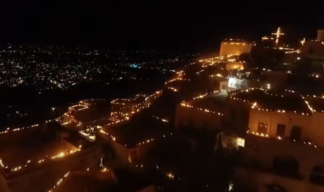 Μεγάλη Παρασκευή - Πύργος, Σαντορίνη