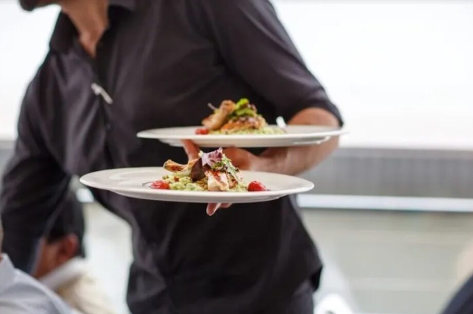 σερβιτόρος