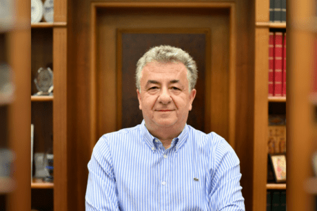 Σταύρος Αρναουτάκης