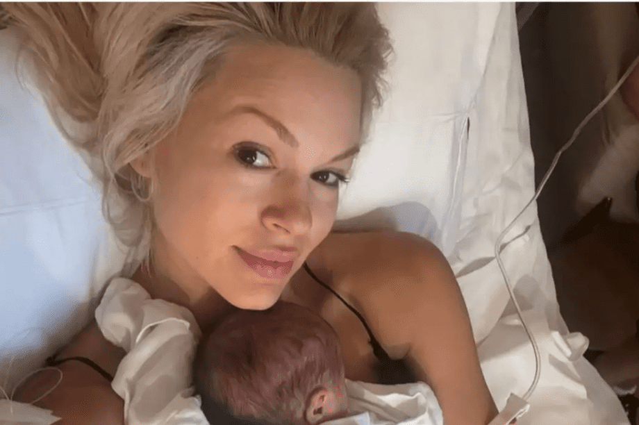 Βίκυ Κάβουρα