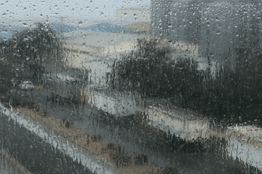 καιρός βροχή