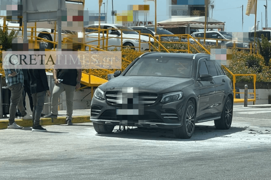 φωτια αυτοκινητο αεροδρόμιο