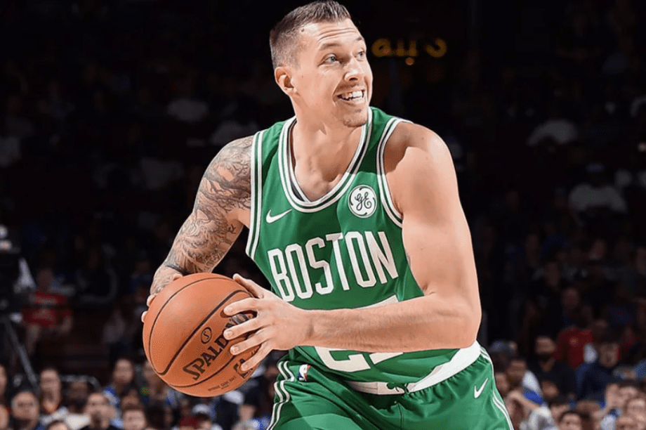 Ντάνιελ Τάις