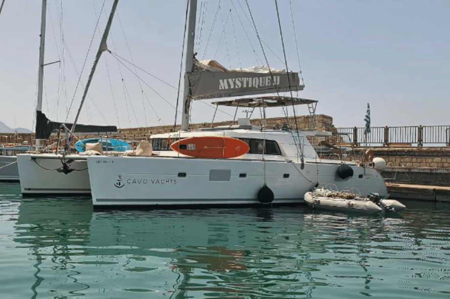 ιστιοπλοϊκό μαρίνα