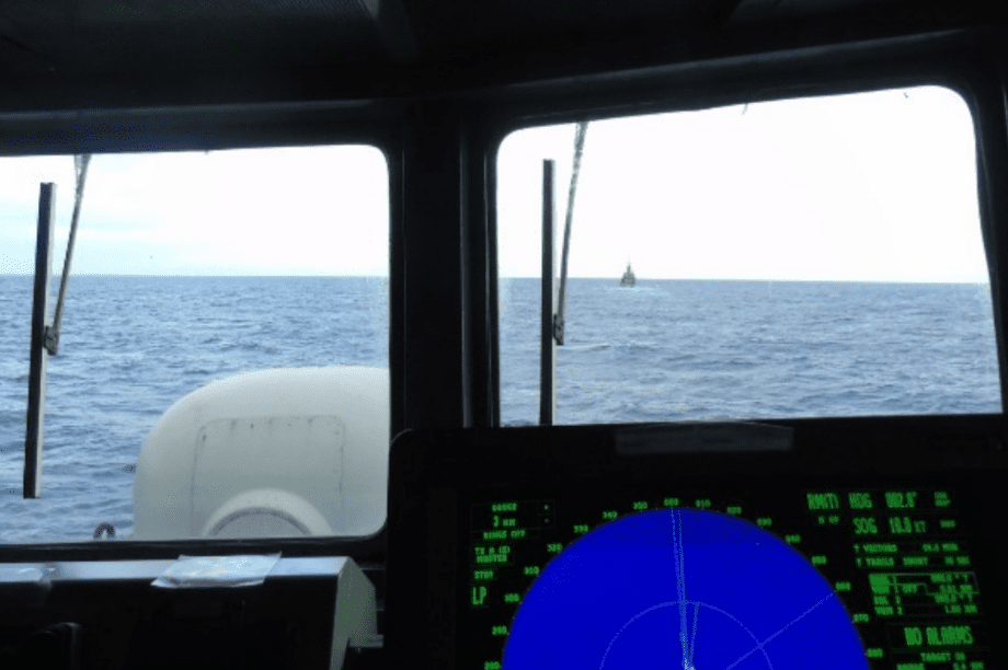 εμπορικό ναυτικό γεφυρα