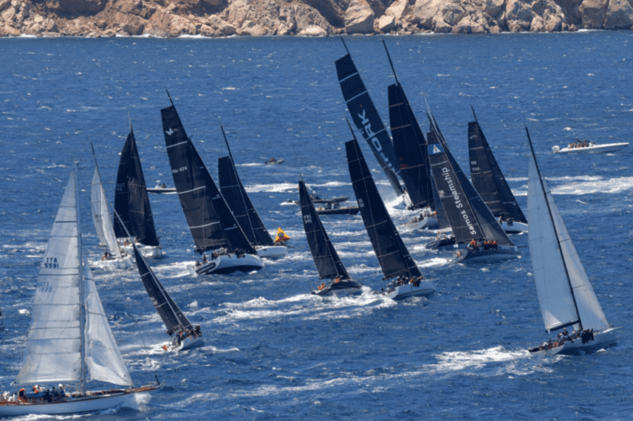 αγώνας ιστιοπλοΐας