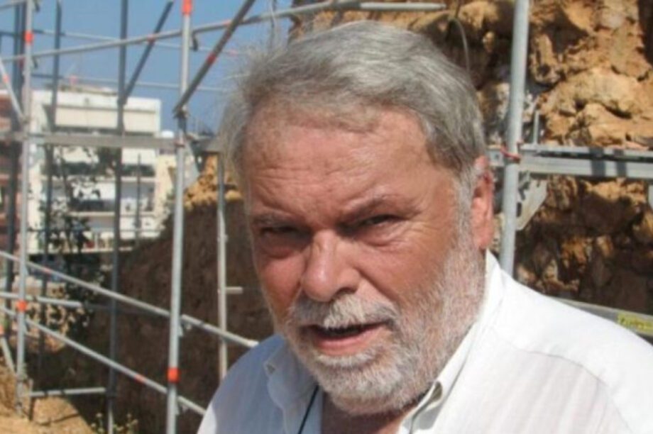 Μιχάλης Ανδριανάκης