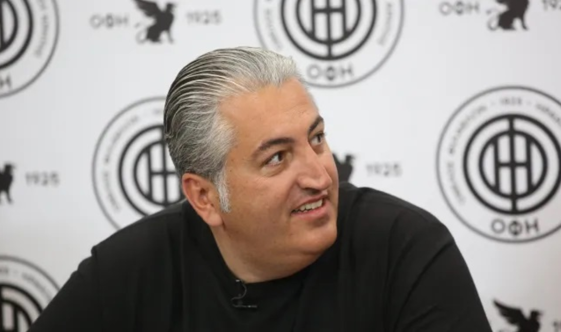 Μιχάλης Μπούσης