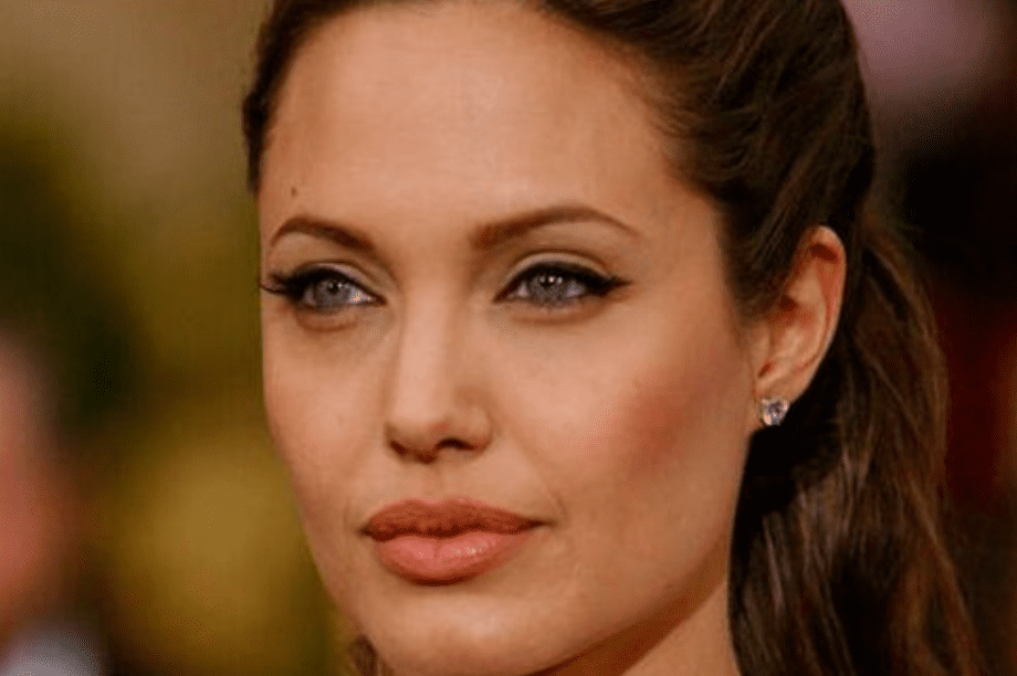 Αντζελίνα Τζολί