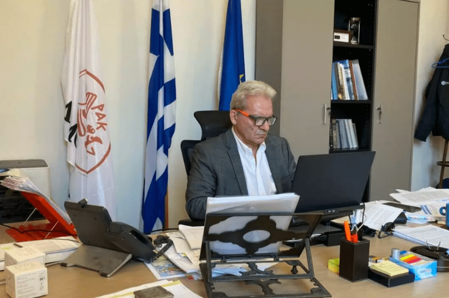 Αλέξης Καλοκαιρινός