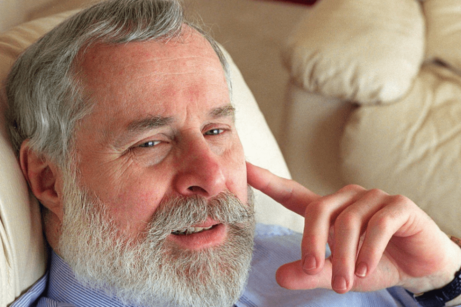 Πίτερ Μπούξτουν