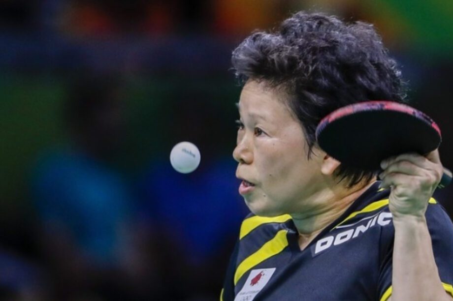 Νι πινγκ πονγκ