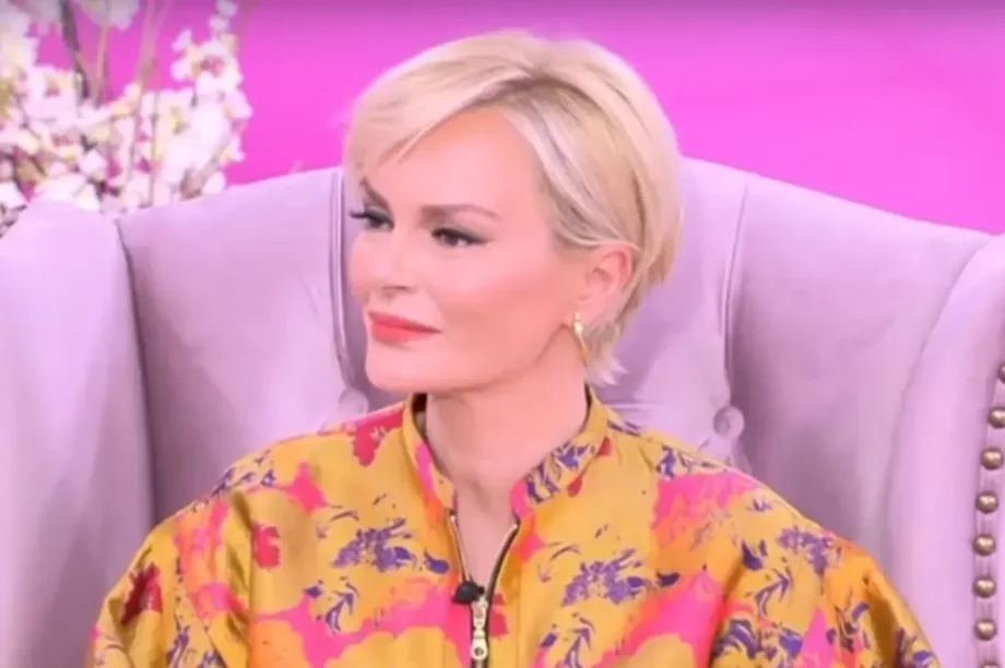 Έλενα Χριστοπούλου