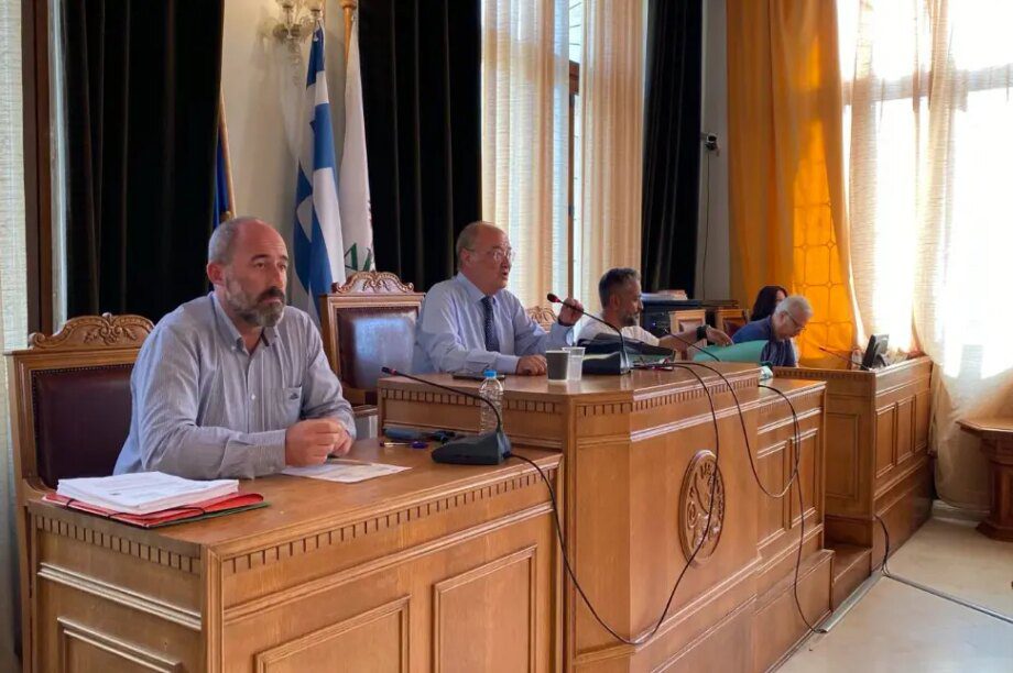 δημοτικό συμβούλιο