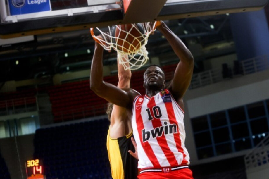 Μουσταφά Φαλ