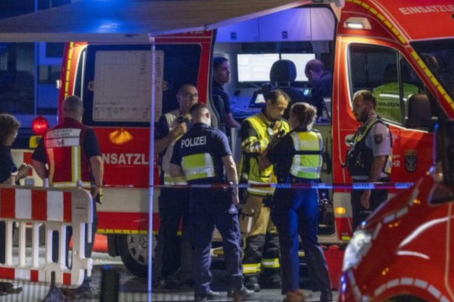 Επίθεση στη Γερμανία