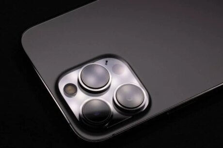 Apple i-phone