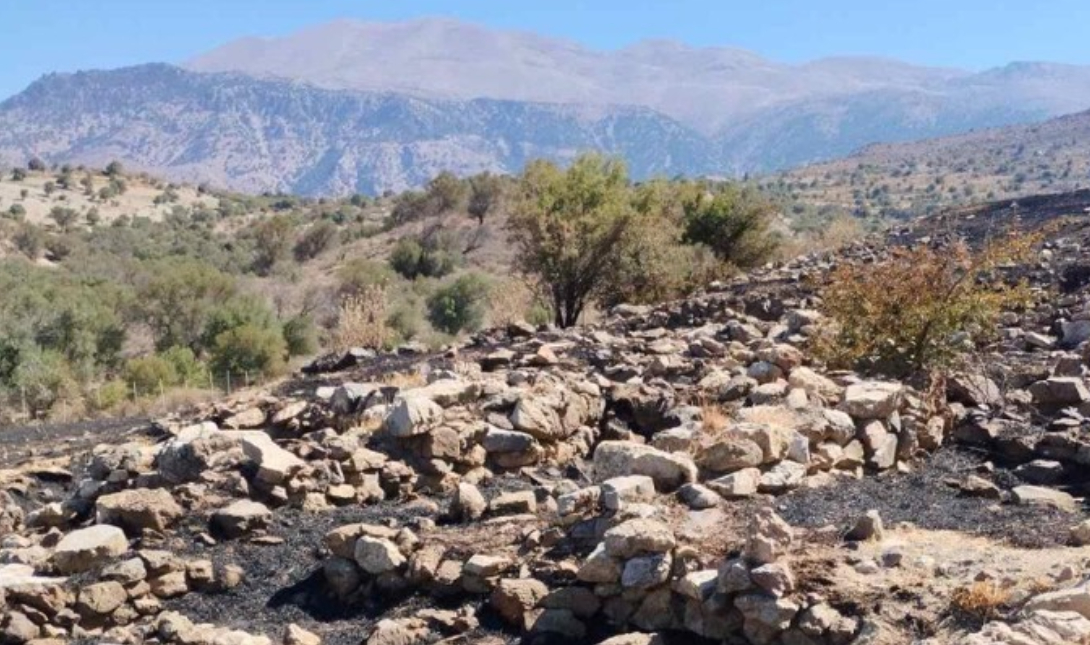 Δεν προκλήθηκαν καταστροφές σε μνημεία του μινωικού οικισμού Αποδούλου από την πυρκαγιά στο Ρέθυμνο