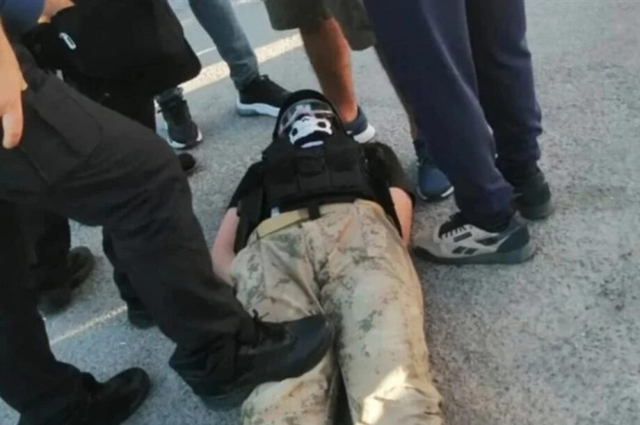 νεαρός Τουρκία μαχαίρι