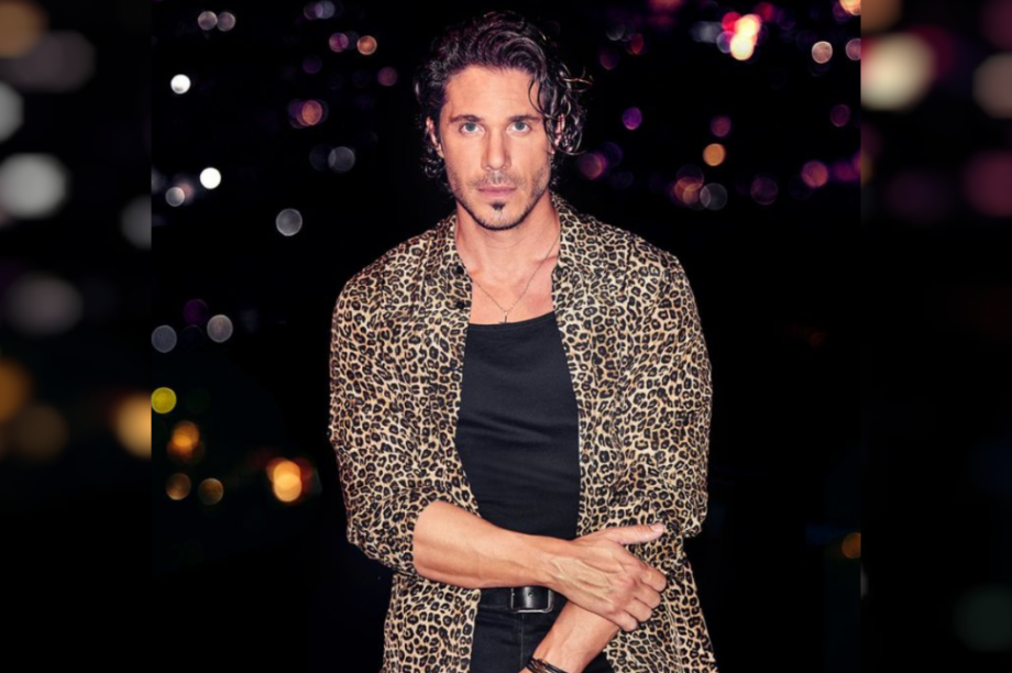 nikos oikonomopoylos