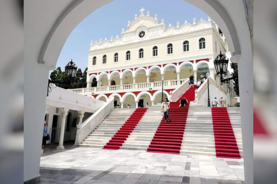 Παναγία Τήνος