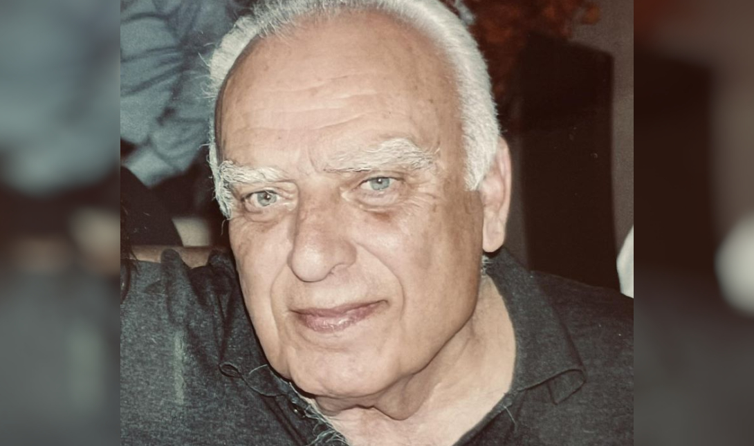 Παπυράκης