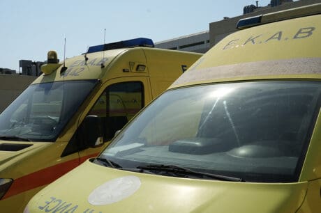 εκαβ ασθενοφόρο