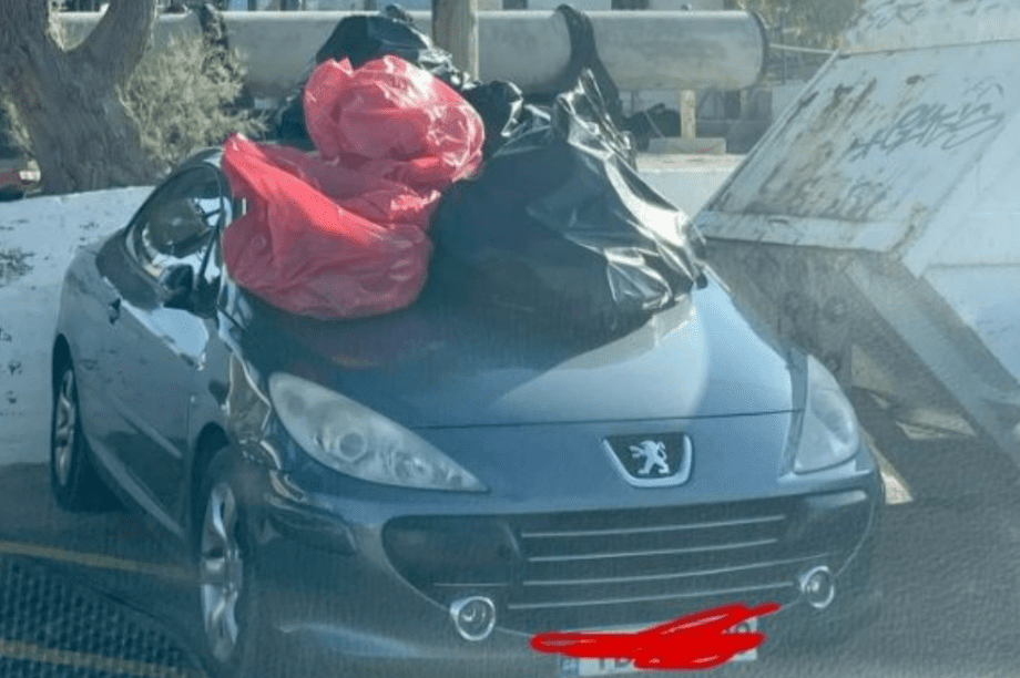 Σύρος σκουπίδια