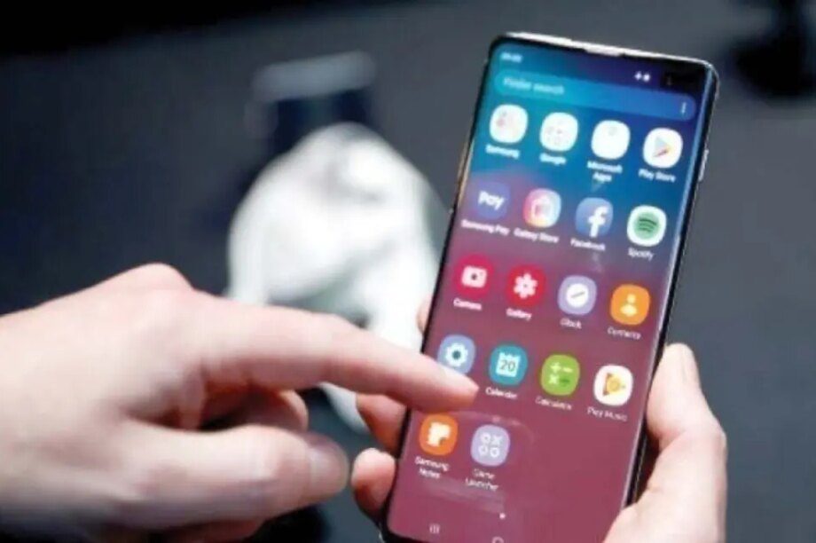 κινητό τηλέφωνο έλληνες