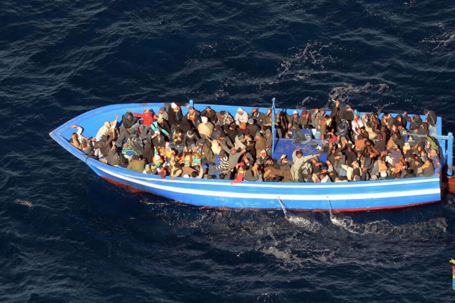 μετανάστες πρόσφυγες