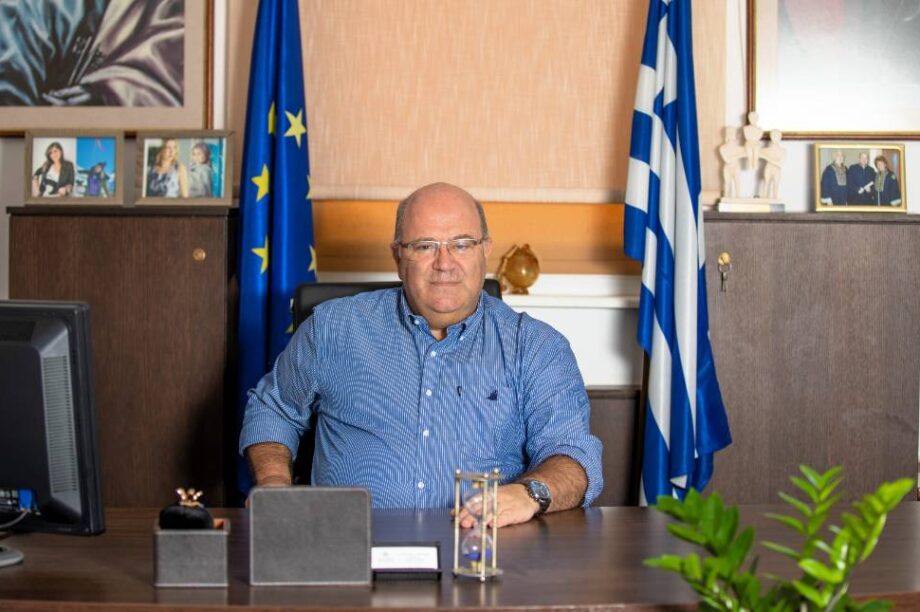 Μπελαδάκης