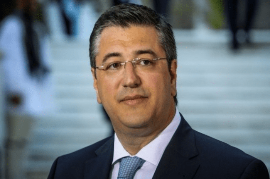 Απόστολος Τζιτζικώστας