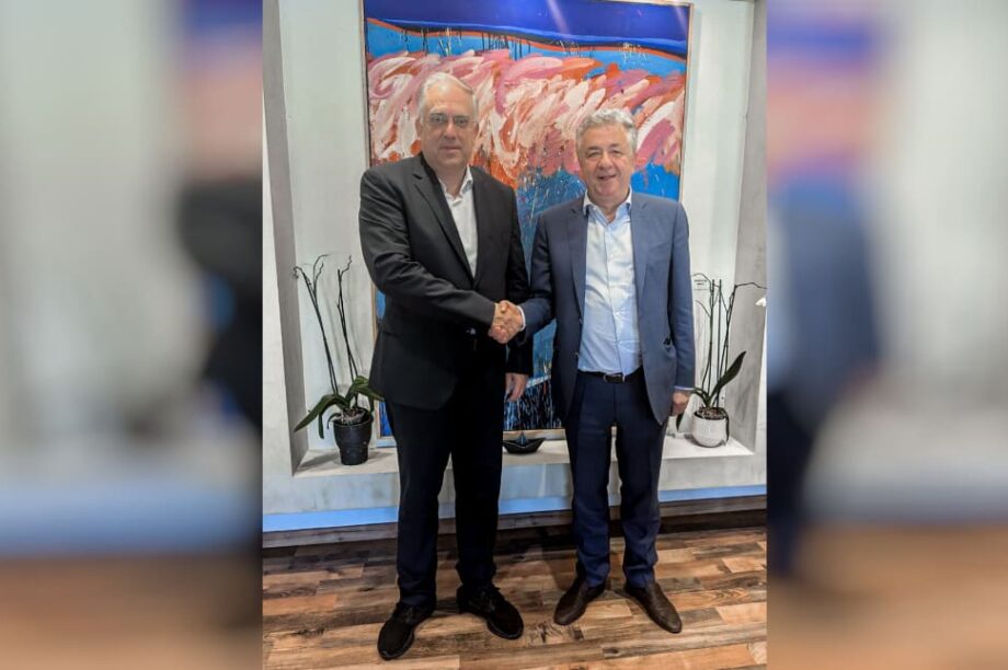 Αρναουτακης