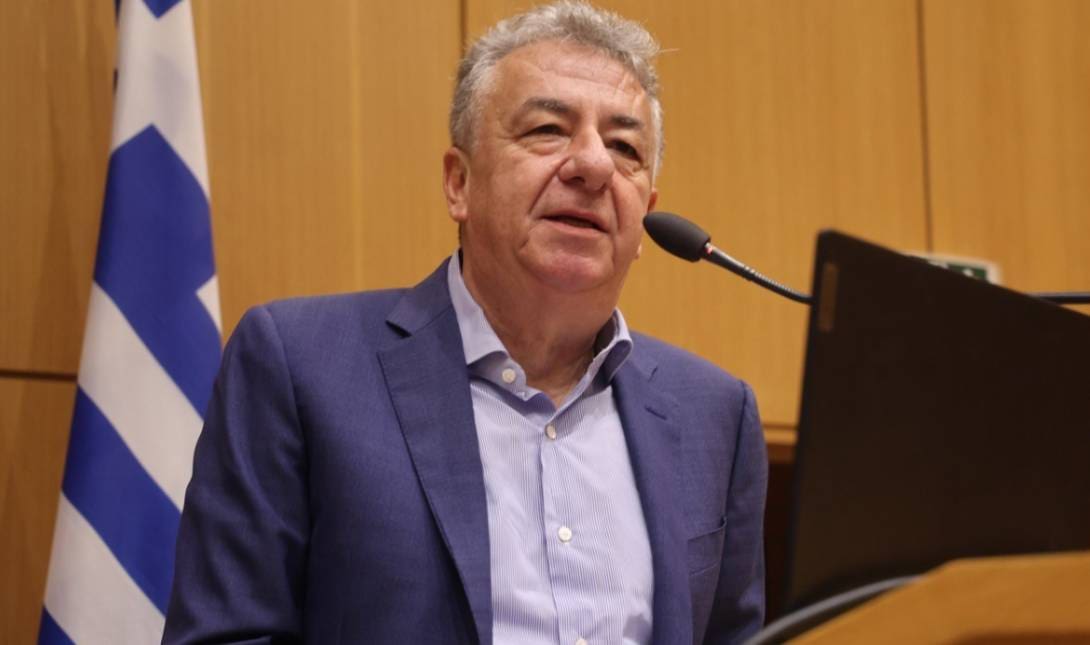 Σταύρος Αρναουτάκης