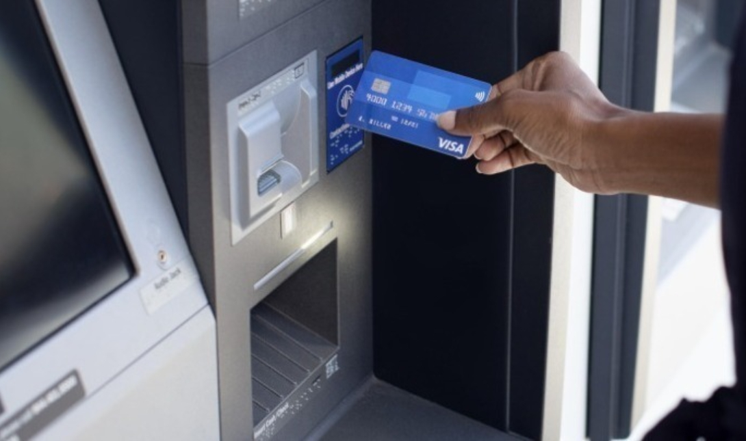 ATM κάρτα συναλλαγή τραπεζες