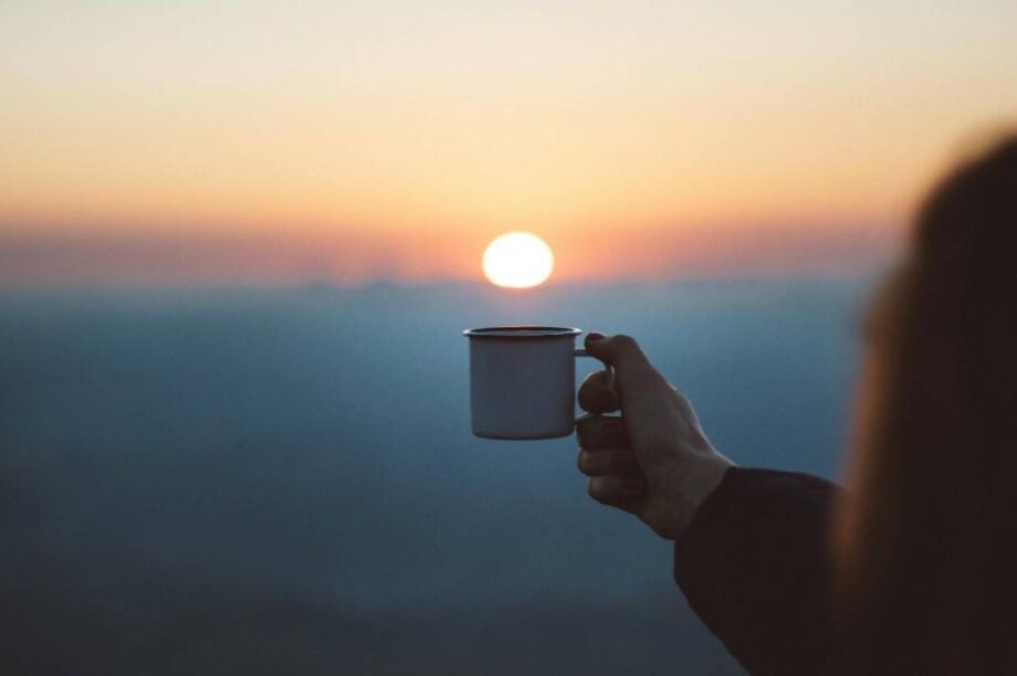 καφες ηλιοβασιλεμα