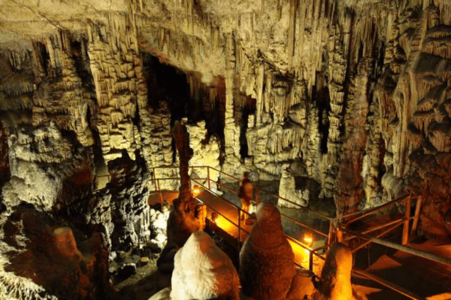 Δικταίο Άντρο