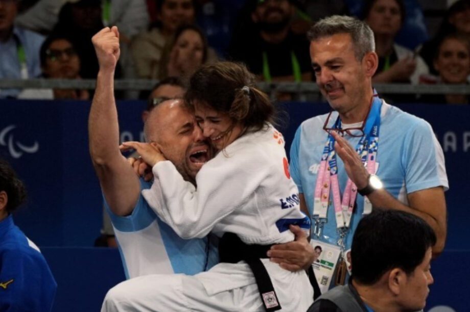 Εμμανουέλα Μασούρου