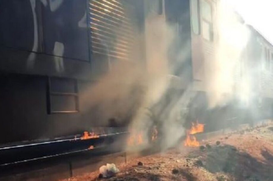 φωτιά συρμός