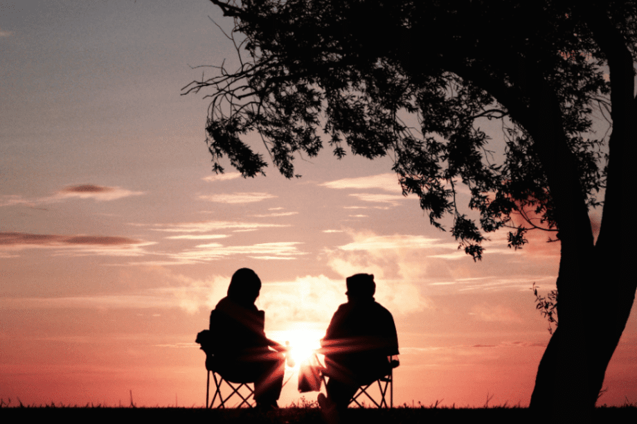 ζευγάρι ηλικιωμένοι ηλιοβασίλεμα φύση