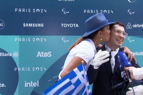 Καλαράκης φιλί