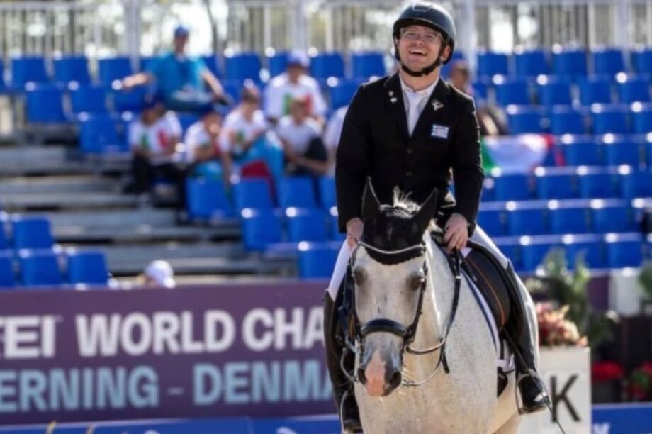 Καραλάκης ιππασία