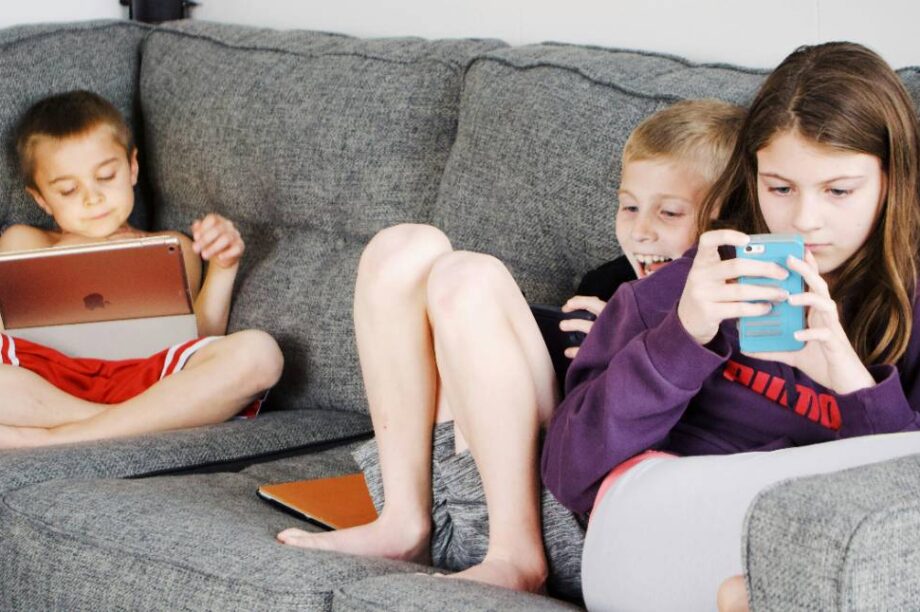 παιδια - διαδικτυο - εθισμος