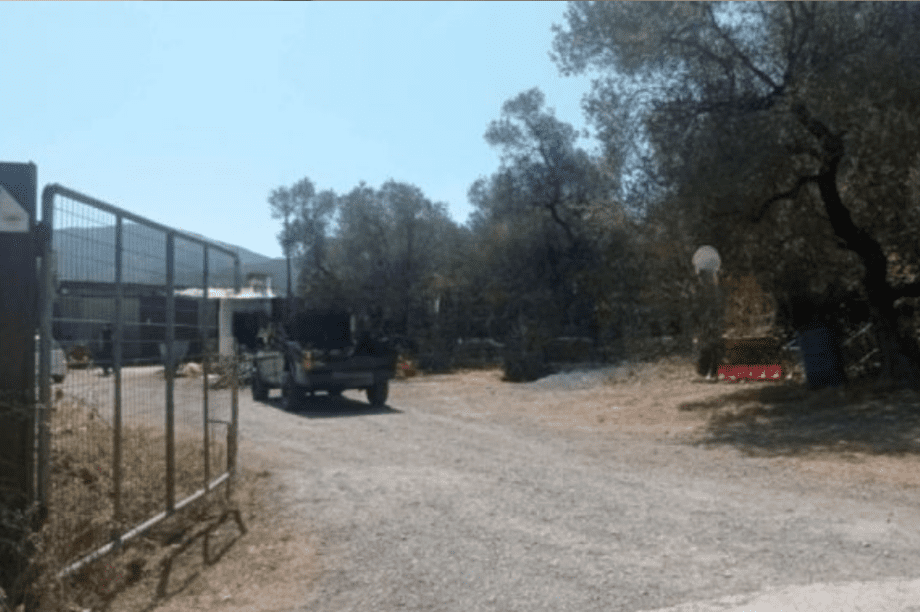 ποιμνιοστάσιο