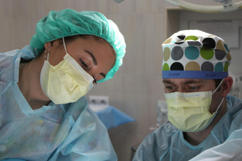 Επιτυχής η πρώτη διπλή μεταμόσχευση καρδιάς – πνευμόνων στην Ελλάδα: Δώρο ζωής για μια 52χρονη