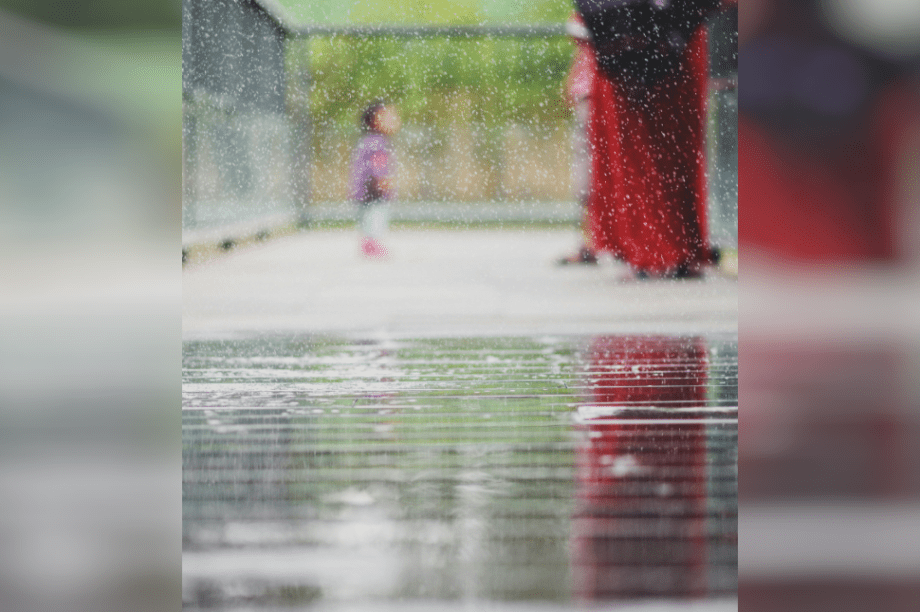 σχολείο βροχή