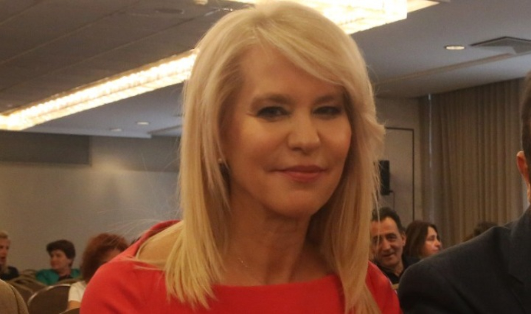 Θεοδώρα Τζάκρη